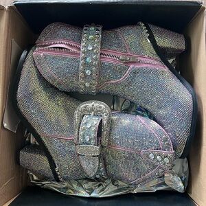 Dollhouse Glittering Pink Boot from Dollskill.com